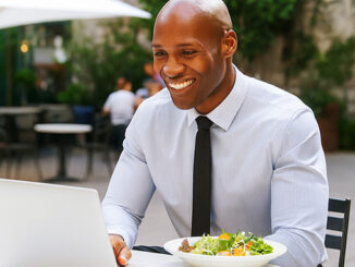 Factoring Broker having lunch as a cafe